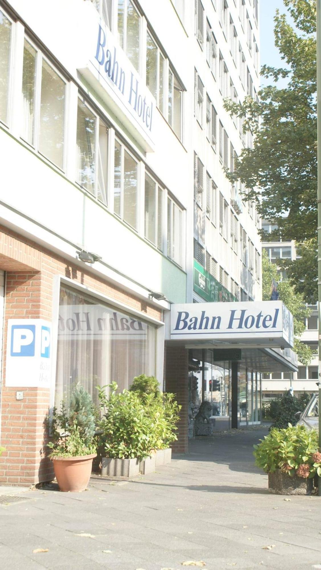 Bahn-Hotel, Dusseldorf